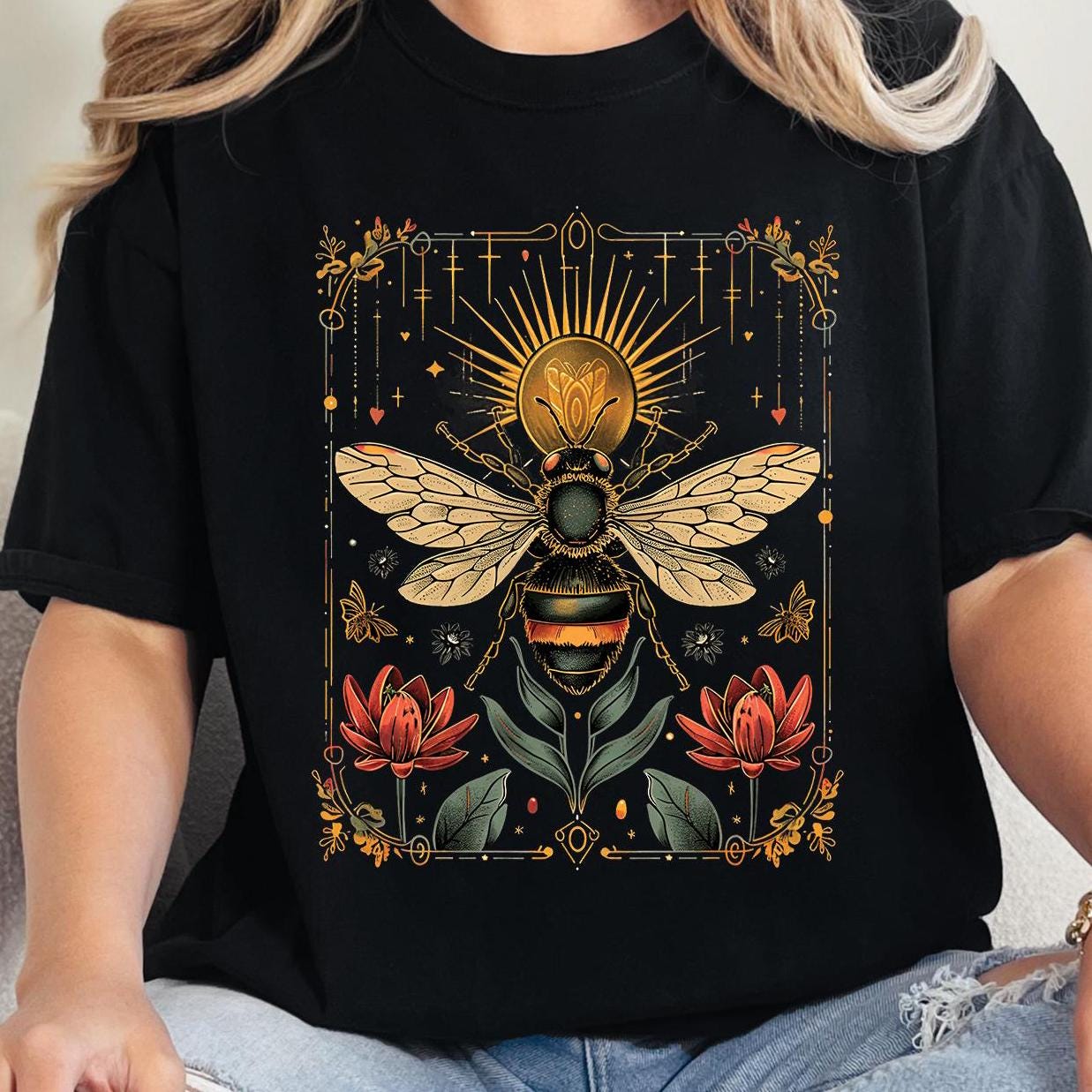 Vintage Tarot Card Floral Bee T-Shirt