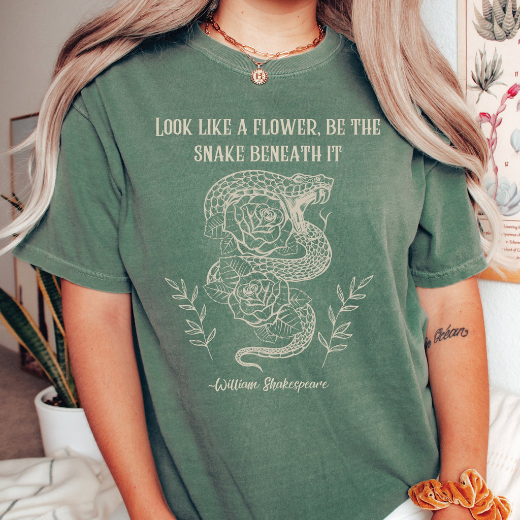 Shakespeare Snake Roses T-Shirt