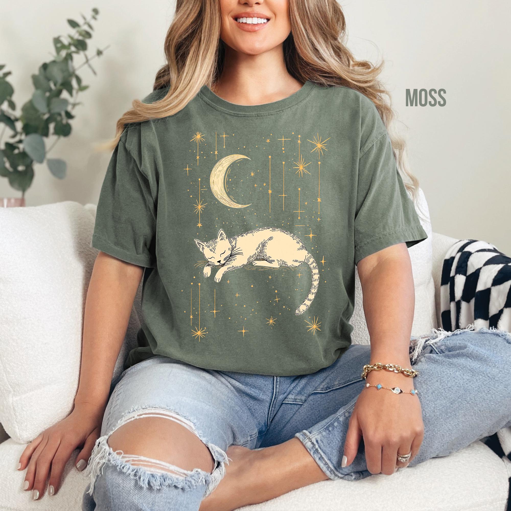 Celestial Moon & Stars Comfort Colors Cat T-Shirt