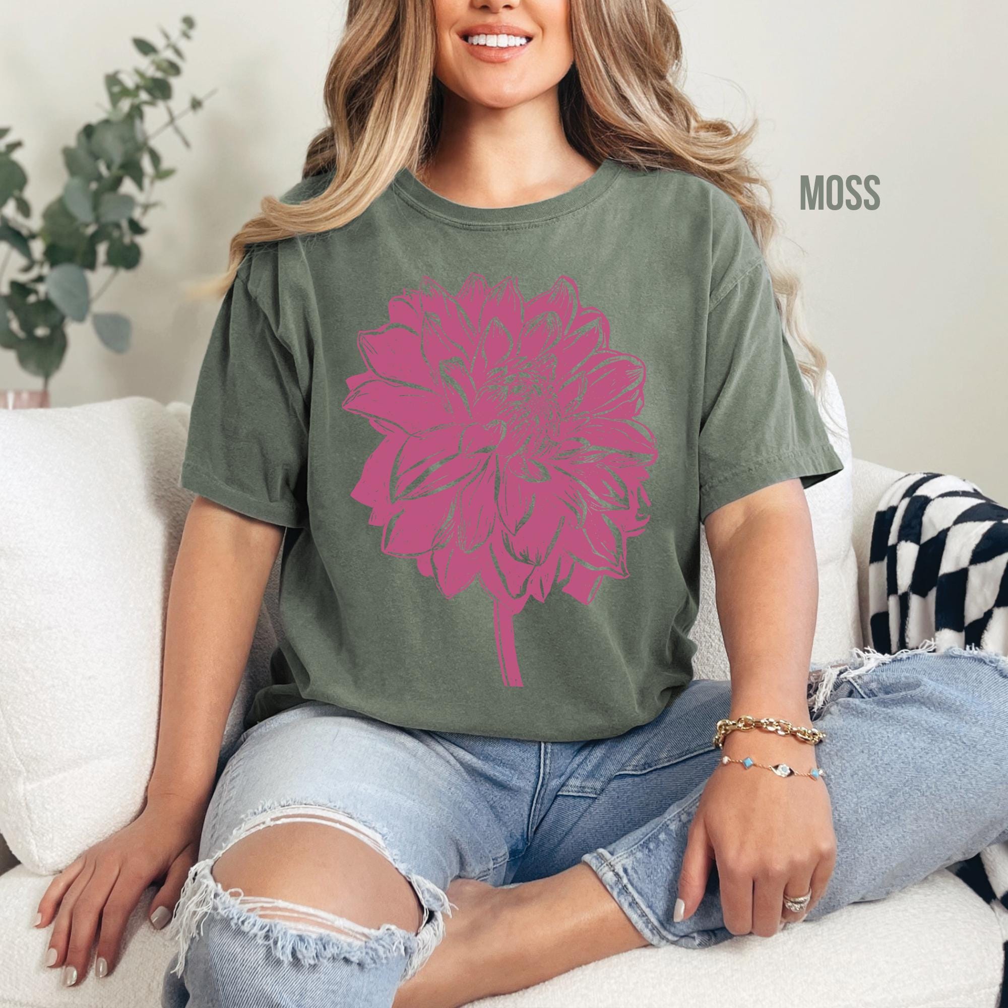 Vintage Dahlia Flower T-Shirt