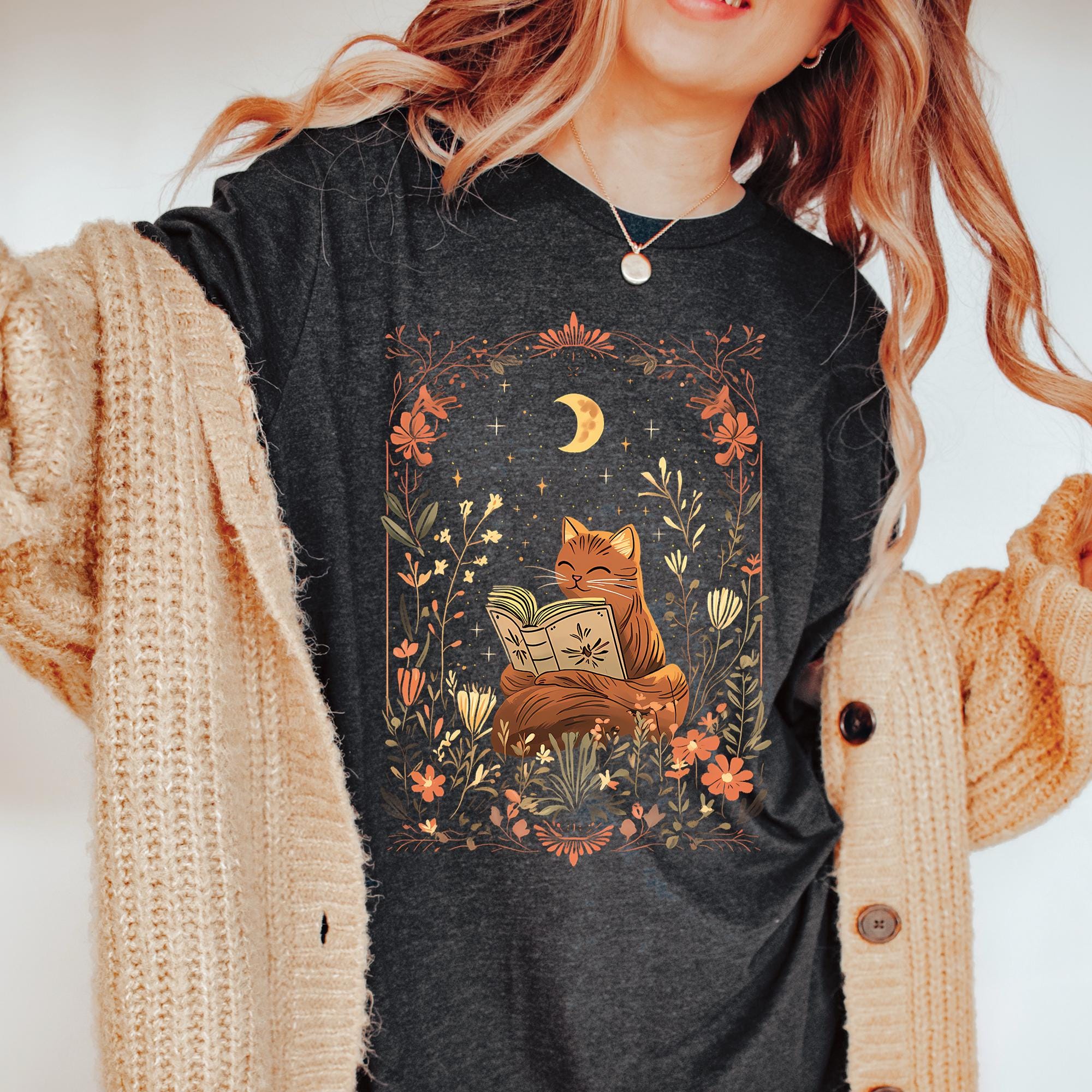 Cottagecore Cat Reading Book T-Shirt