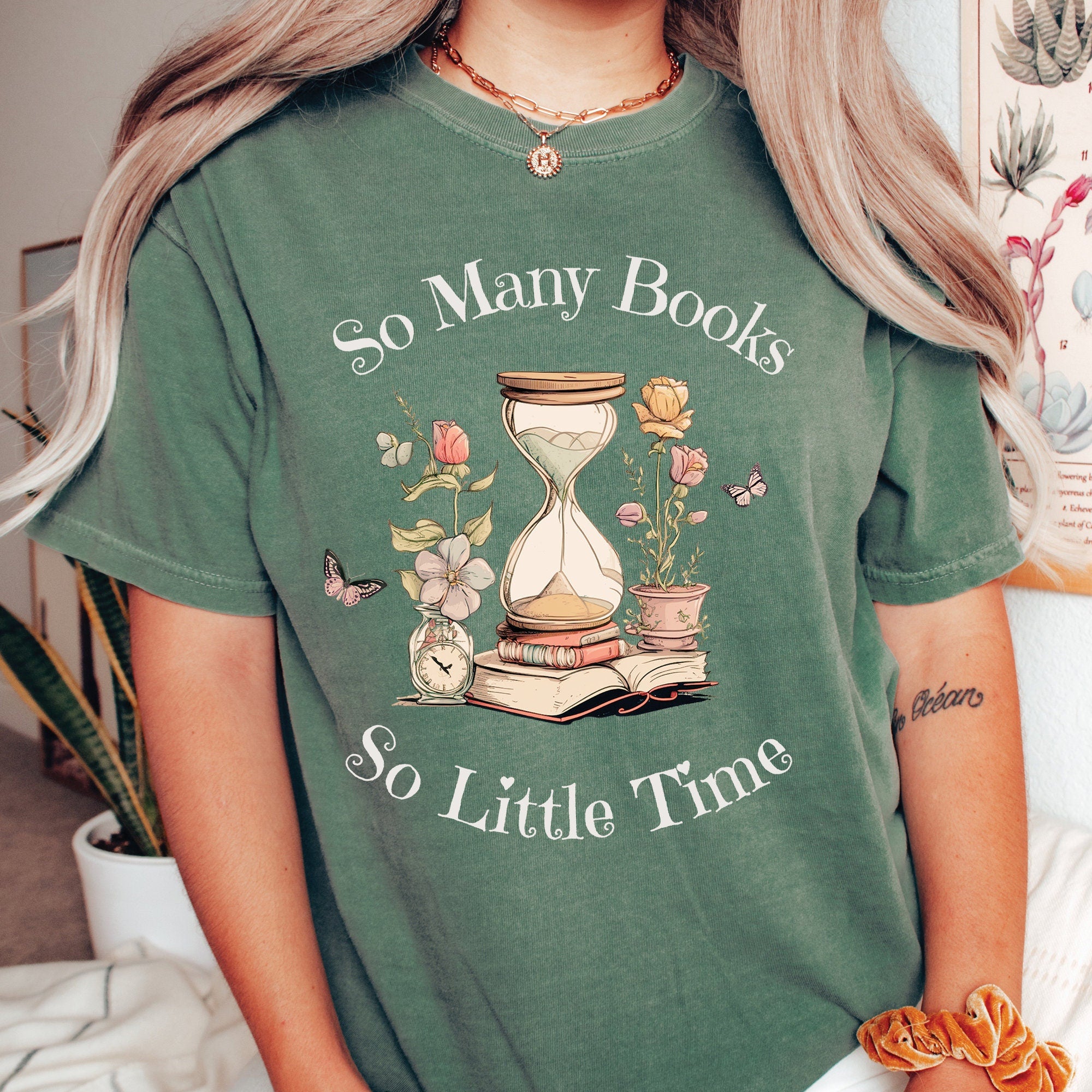 Bookworm So Many Books So Little Time T-Shirt