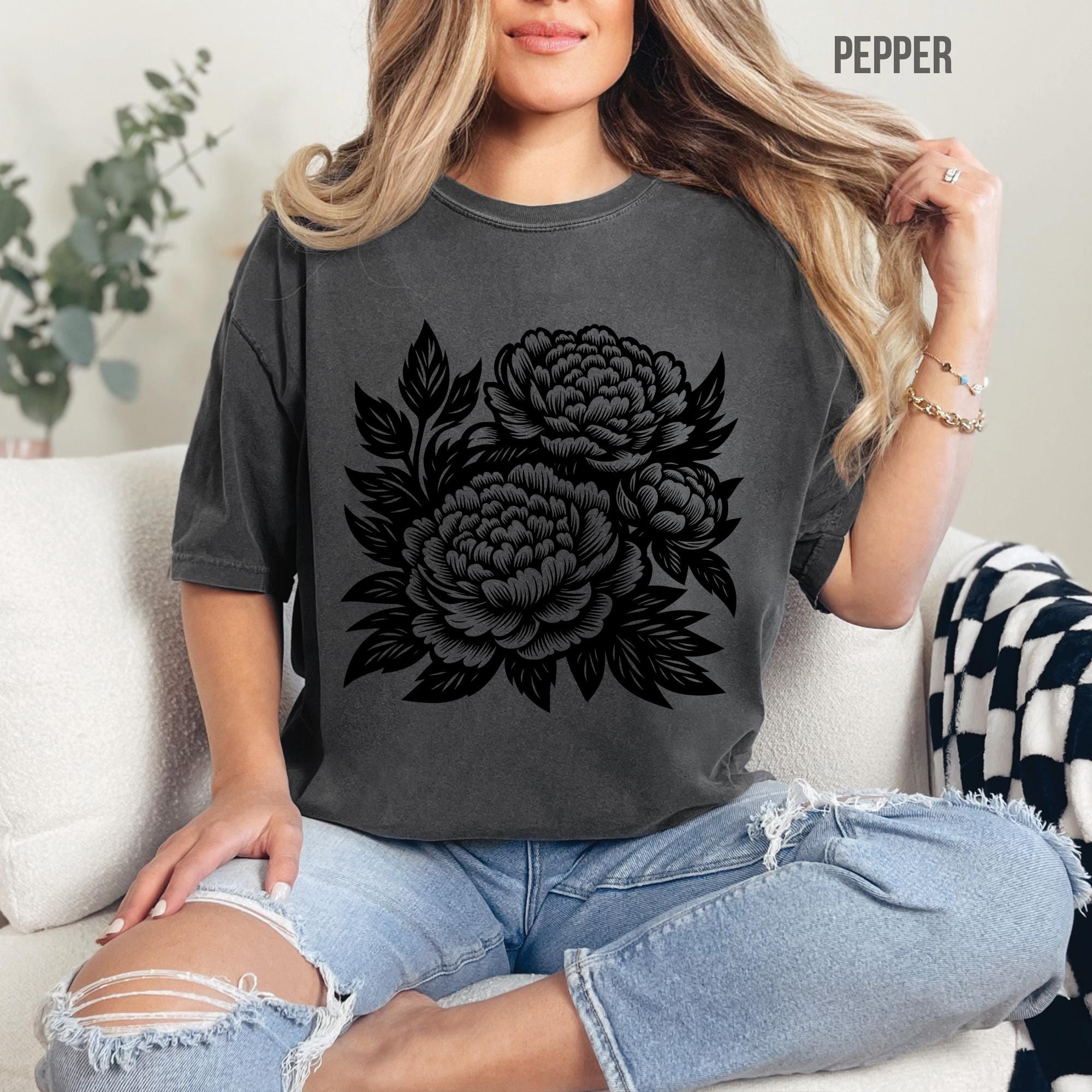 Vintage Retro Linocut Flowers T-Shirt