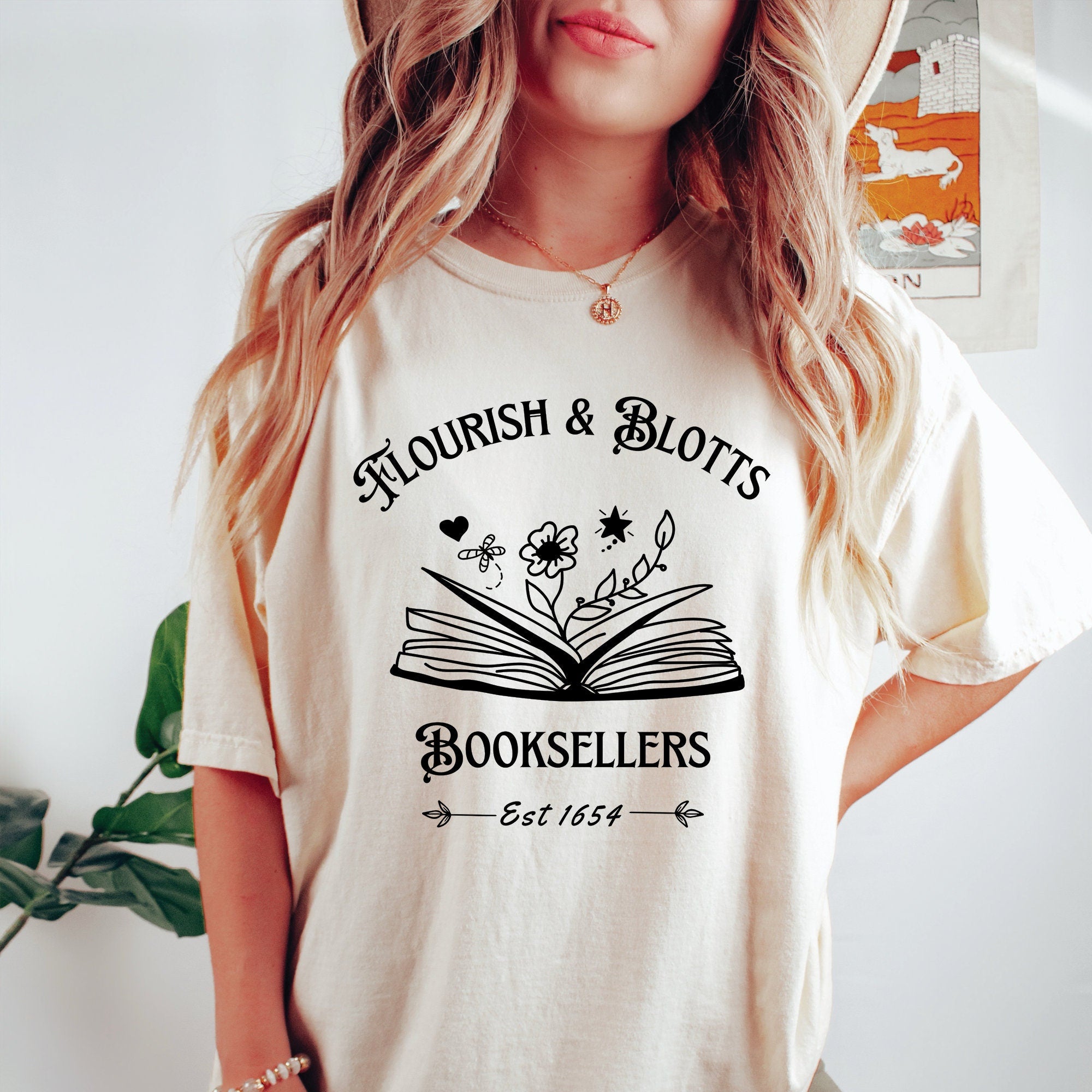 Flourish Blotts Booksellers Wizarding T-Shirt
