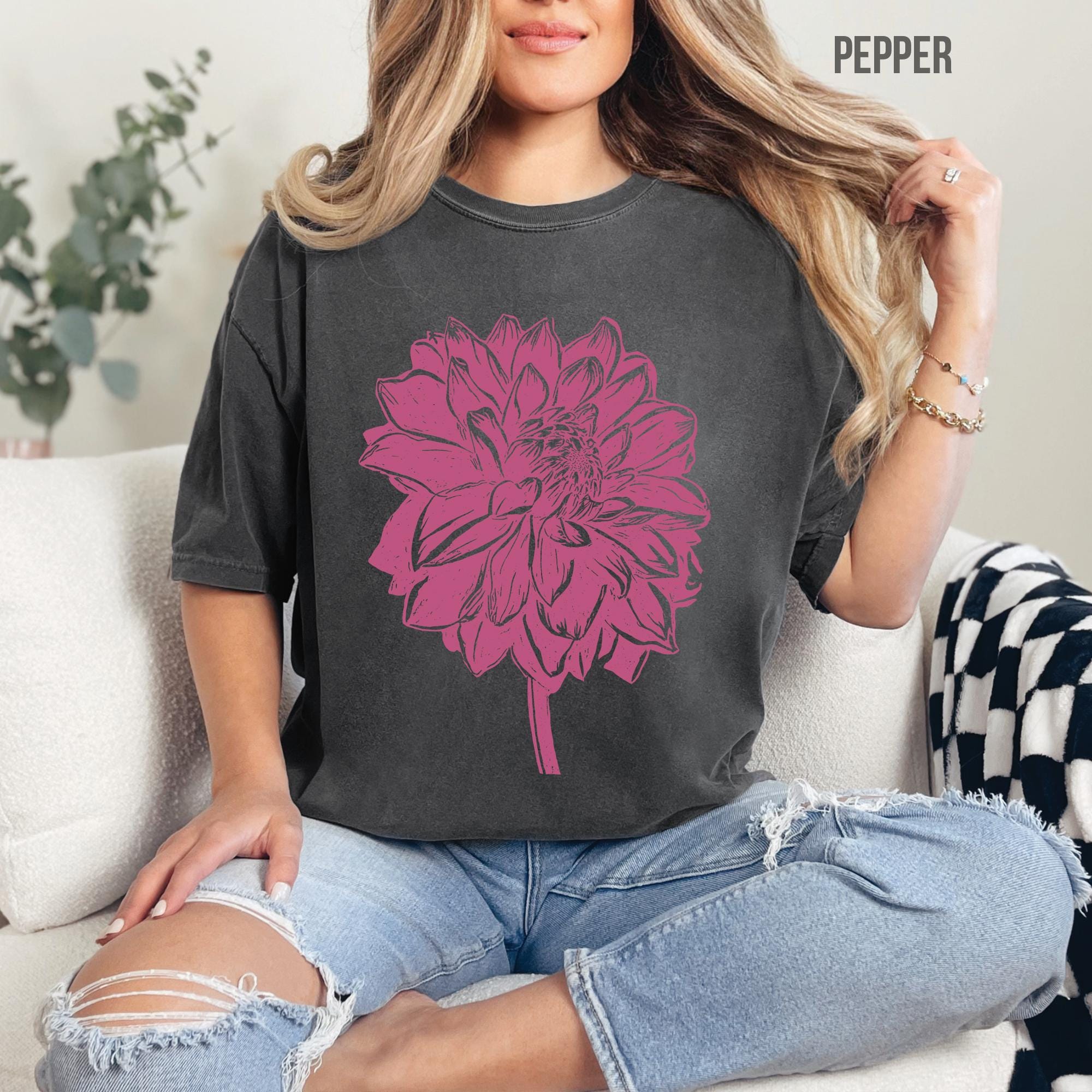 Vintage Dahlia Flower T-Shirt