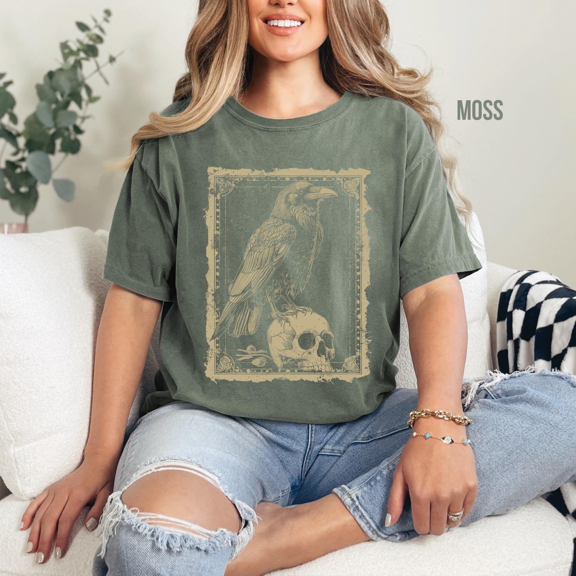 Raven Tarot Card T-Shirt