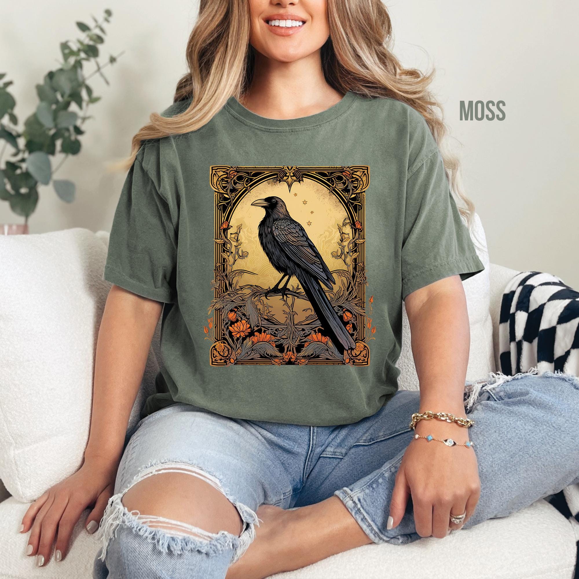 Gothic Raven Tarot Card T-Shirt
