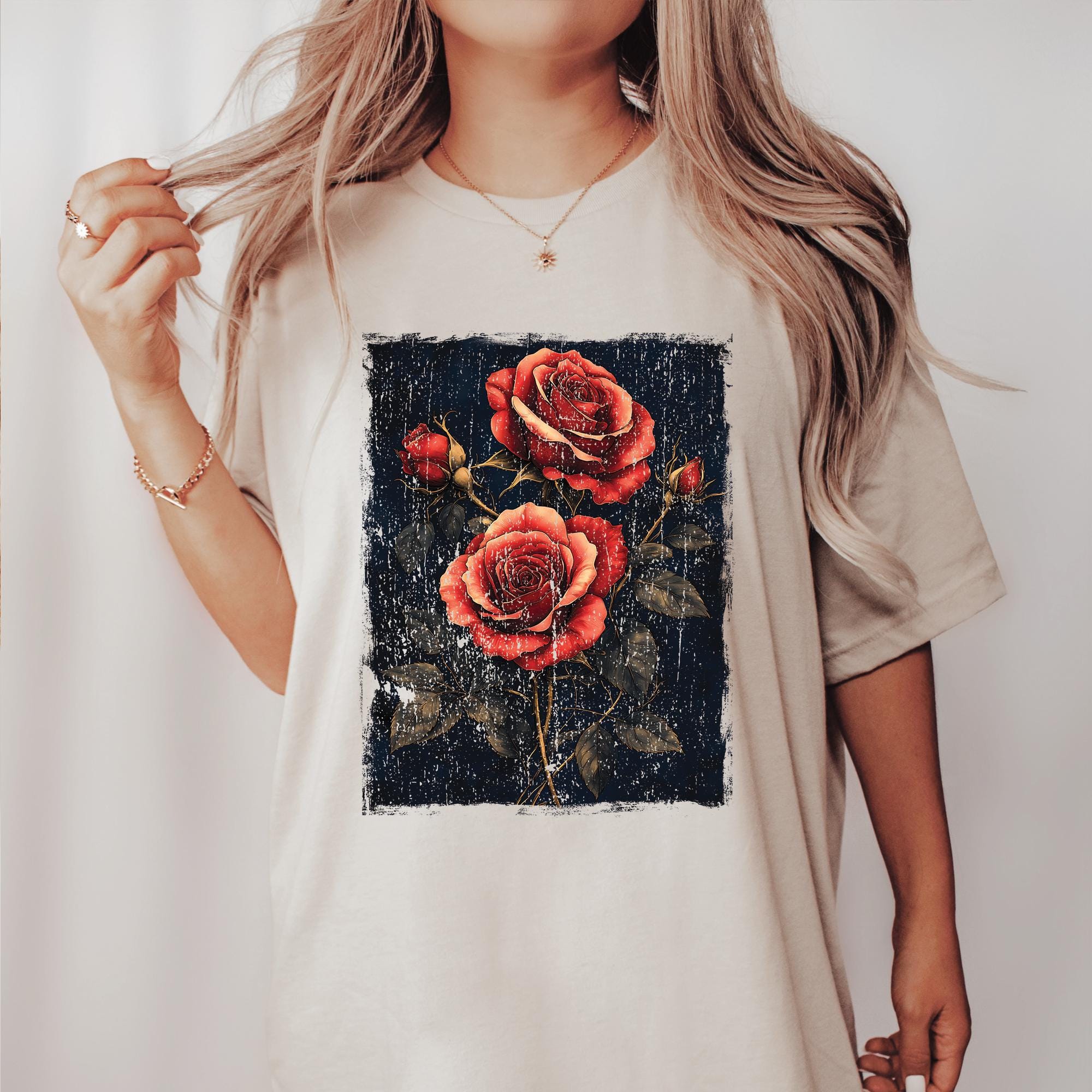 Vintage Roses Gothic T-Shirt