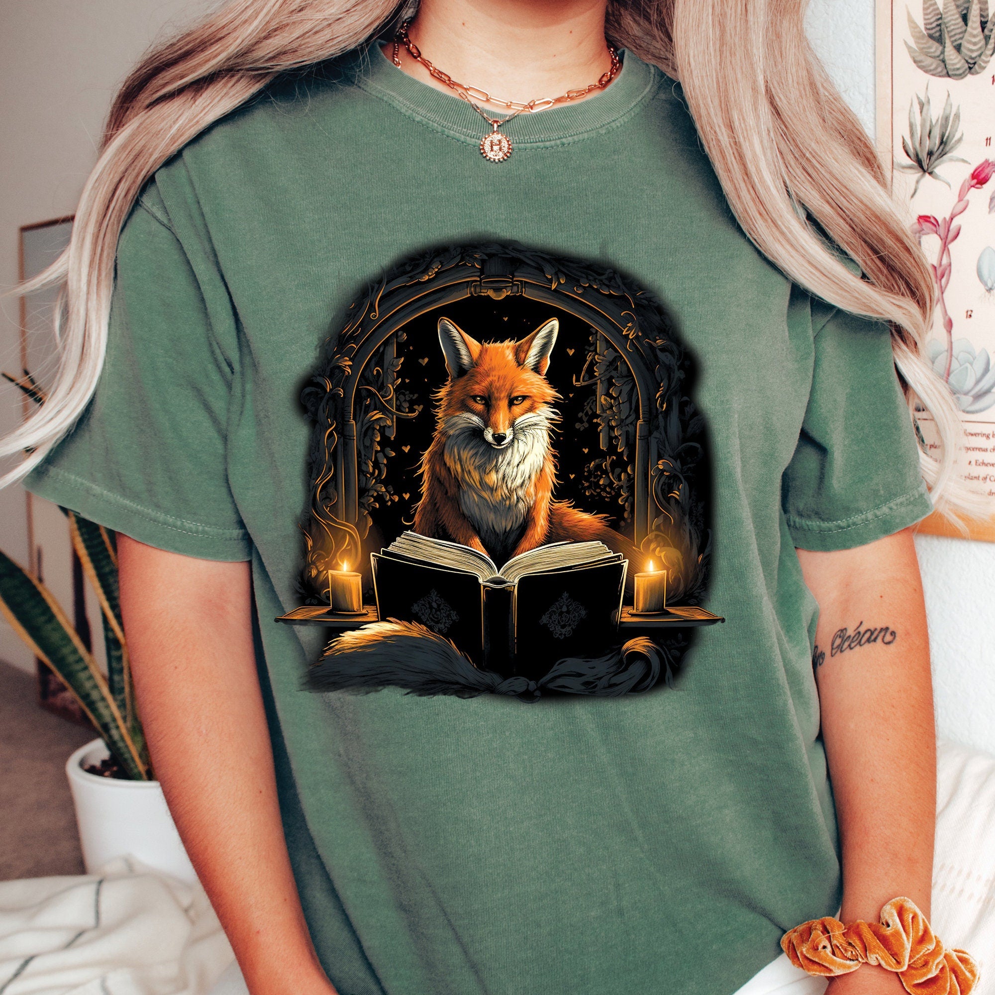 Fox Reading Book T-Shirt